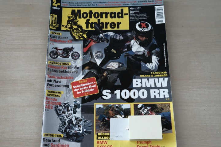 Deckblatt Motorradfahrer (03/2011)