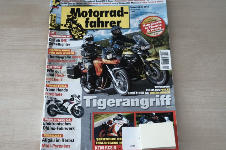 Deckblatt Motorradfahrer (11/2011)
